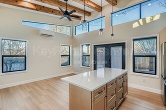 Building Photo - 154 1/2 S Stuart St