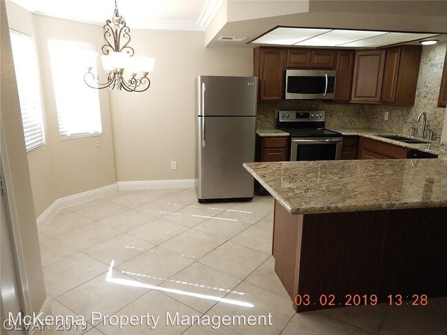 Foto del edificio - 2 br, 2 bath House - 1105 N Buffalo #101