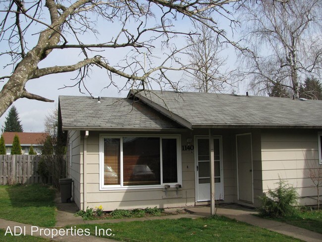 Building Photo - 1140 S Ivy St