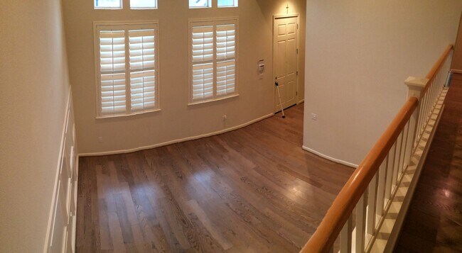 Foto del edificio - 2110 Northshore Dr