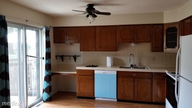 Foto del edificio - 3 br, 2.5 bath Condo - 9597 Outlook Drive