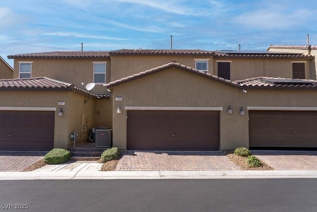 Building Photo - 3245 Montage Dr