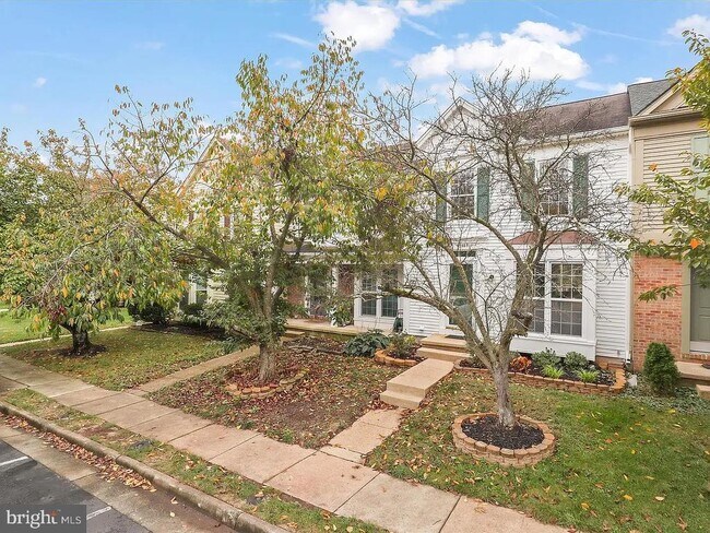 Foto del edificio - 43485 Plantation Terrace