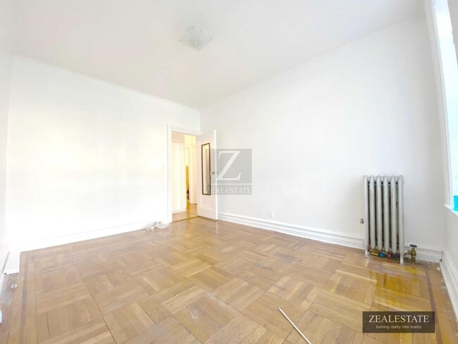Building Photo - 847 46th Street