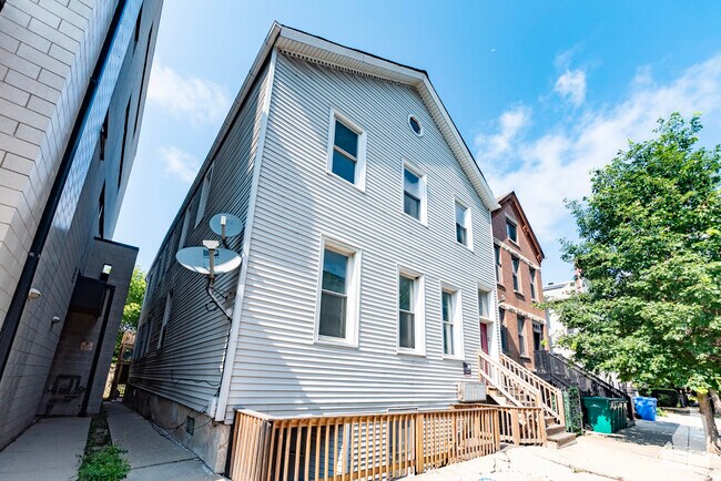 Foto del edificio - 1022 W Fry St