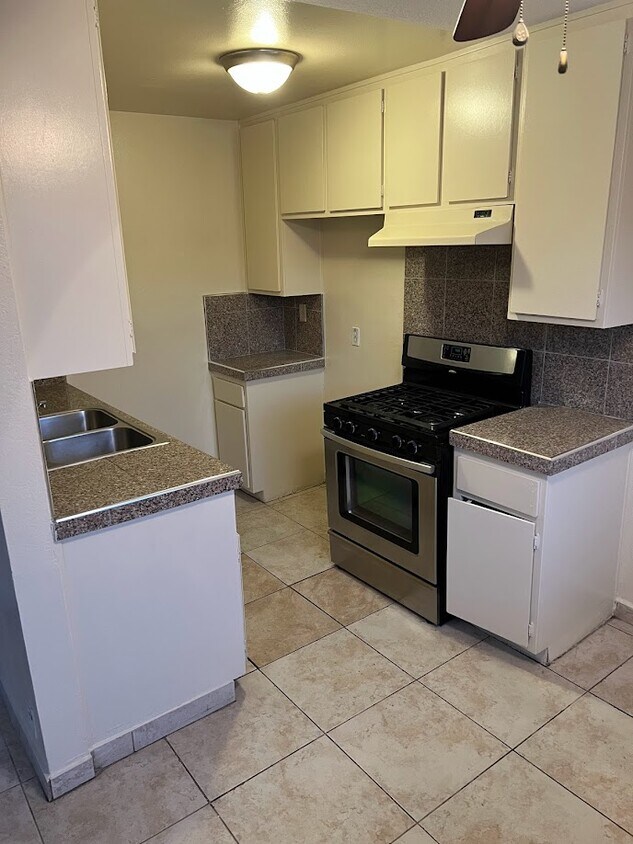 Foto principal - 1115 252nd St