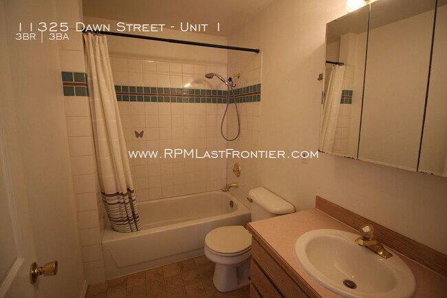 Foto del edificio - 11325 Dawn St