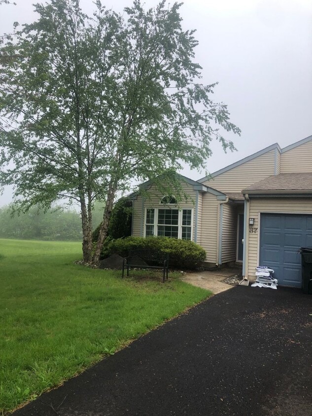 Foto principal - Perkasie 3 Bd / 2 Bath Twin