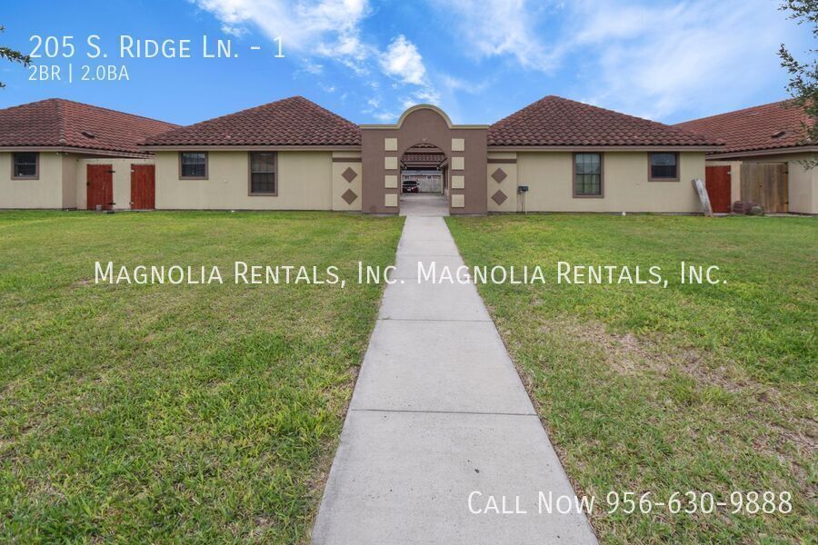 Foto principal - 205 S Ridge Ln