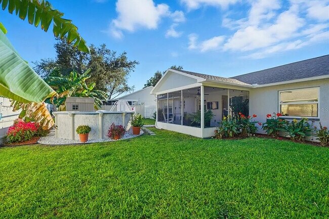 Foto del edificio - 7330 Ashmore Dr