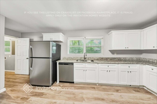 Foto del edificio - 8490 Meadowbrook Dr