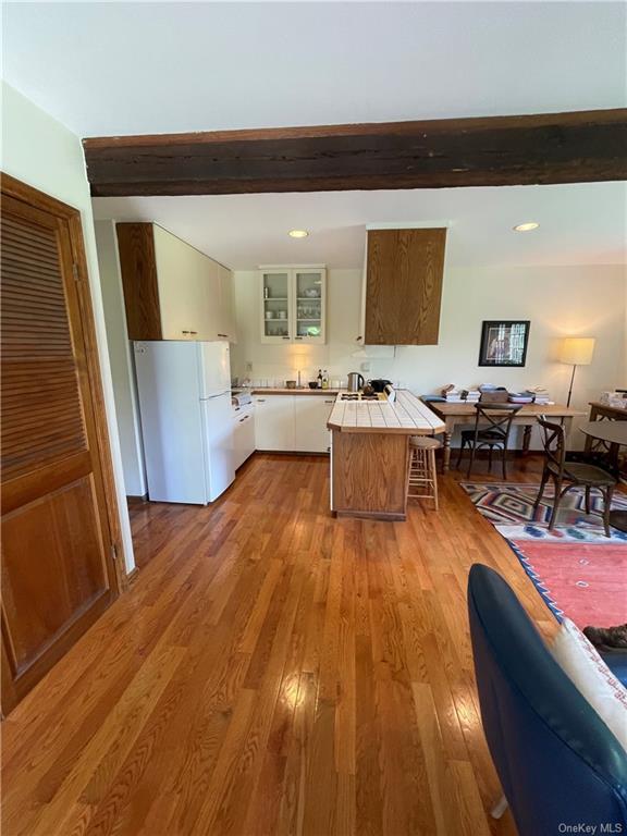 15 Locust Rd Unit 1st Floor, Greenwich, CT 06831 Room for Rent in