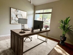Building Photo - 11688 Olive Spring Ct