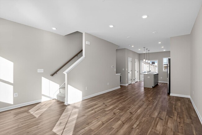 Foto del edificio - 23 Short Br Dr