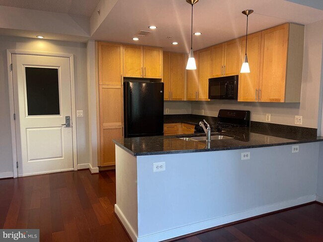 Foto del edificio - 820 N Pollard St