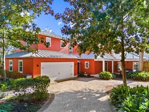 Building Photo - 108 S Blue Heron Dr