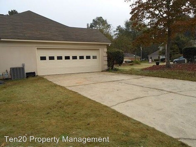 Building Photo - 7643 Eagle Dr