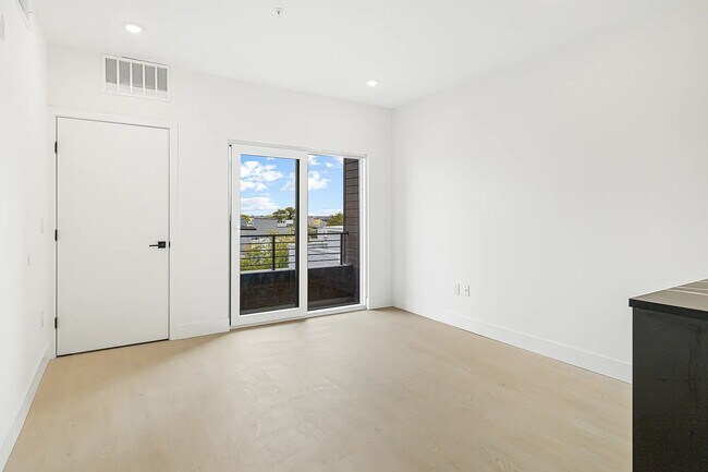 Foto del edificio - 2139 N 10th St