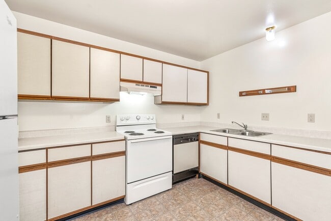Building Photo - 1029 Ridge Dr