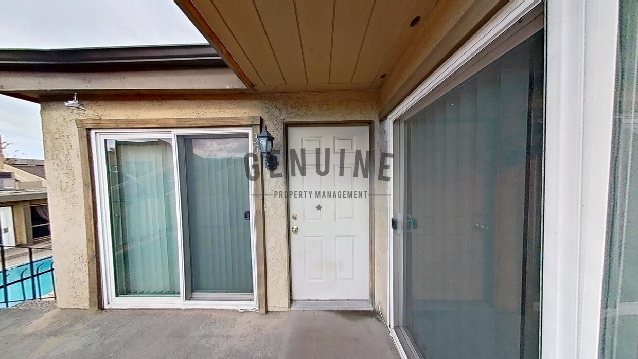 1 Bedroom Upstairs Unit in Fullerton - Ne... - 1 Bedroom  Upstairs Unit in Fullerton - Ne...