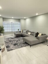 Building Photo - 2191 NE 68th St