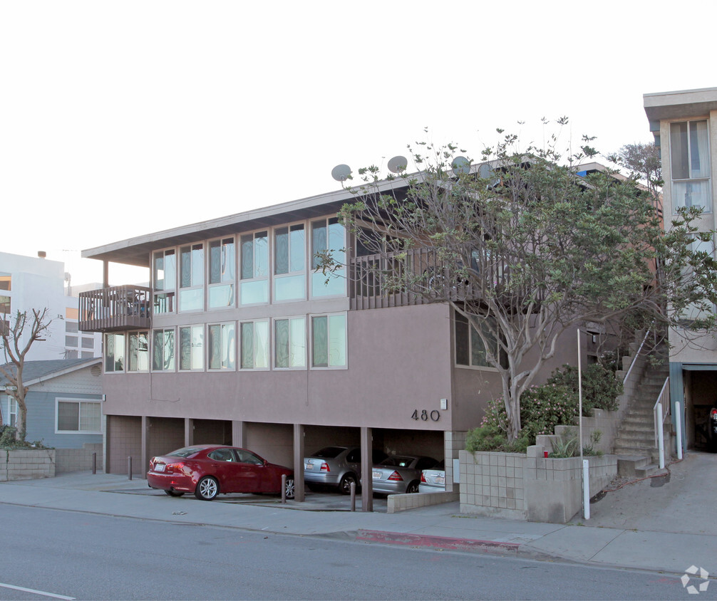 Foto del edificio - 480 Rosecrans Ave