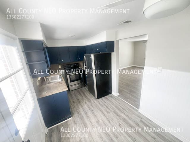 Building Photo - 1737 Portage Trail