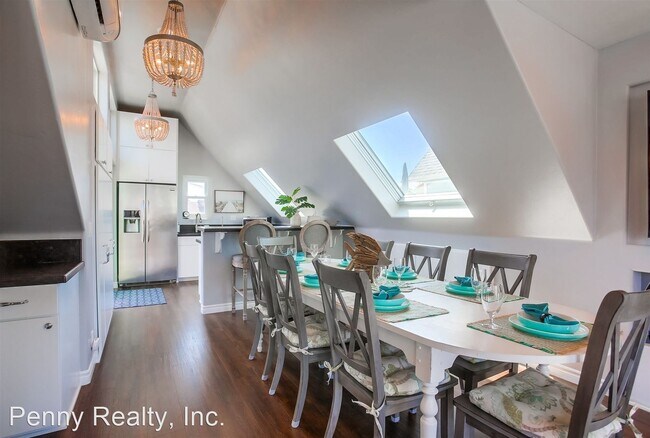Building Photo - 3 br, 2 bath House - 817 San Jose Pl.