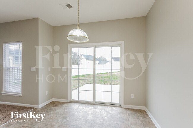 Foto del edificio - 109 Barrington Dr