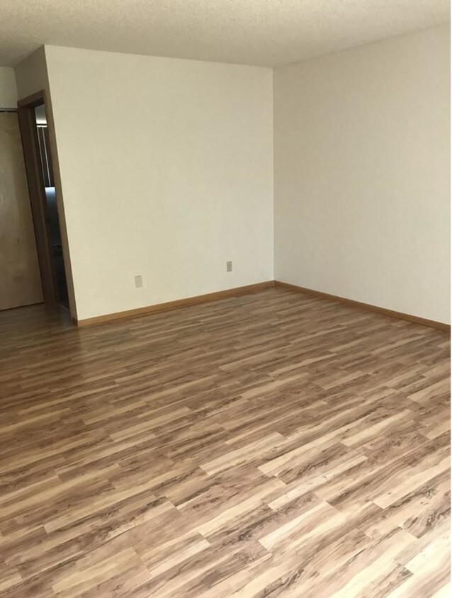 Foto del edificio - PLEASANT HILL APARTMENTS