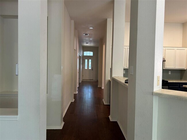 Building Photo - 9103 Brimstone Ln