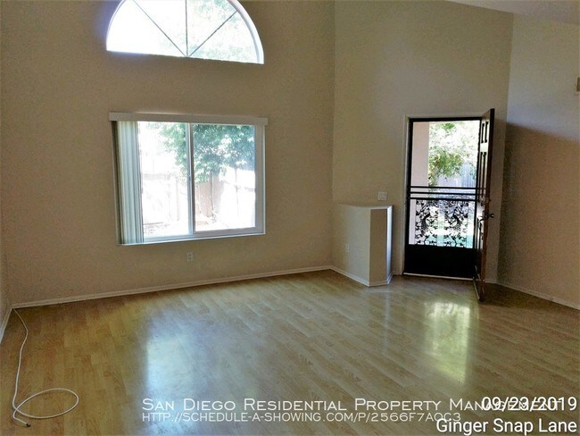 Foto del edificio - 8704 Ginger Snap Ln