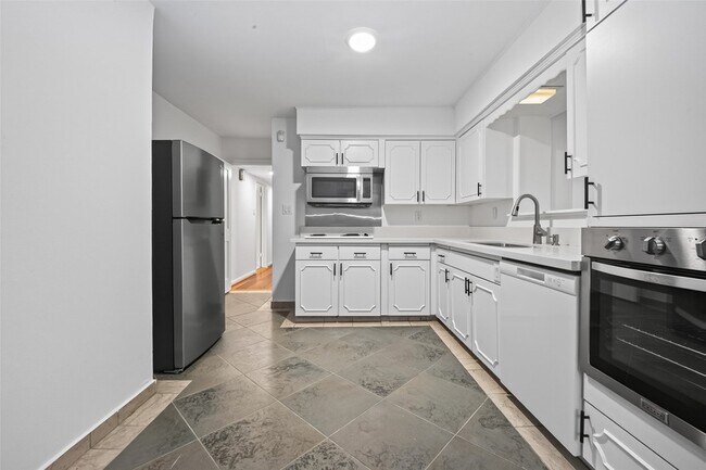 Foto del edificio - 3731 Drake St