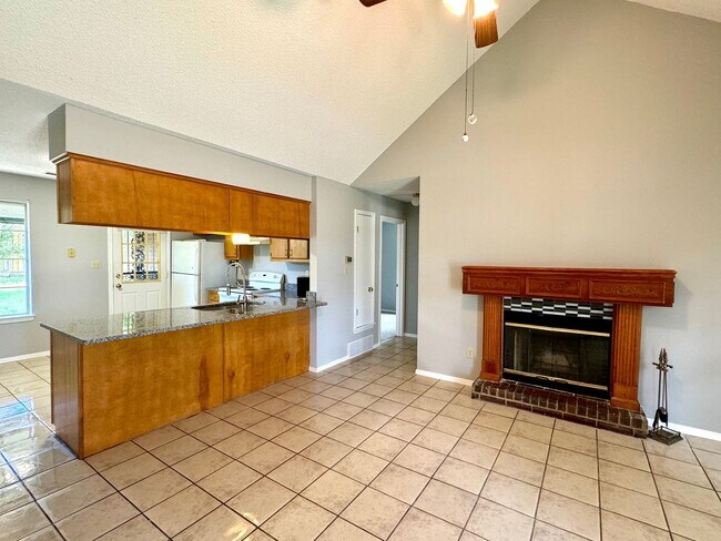 Building Photo - 10233 Curtis Dr