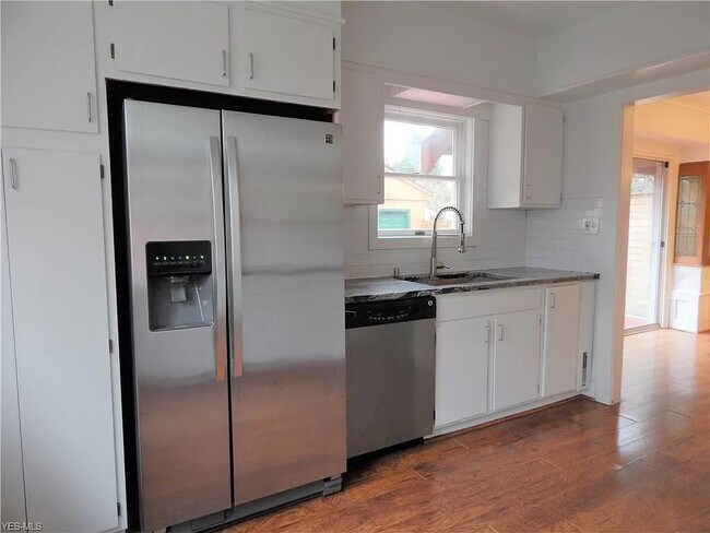 Foto del edificio - 3140 Corydon Rd
