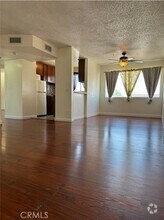 Building Photo - 9014 Burnet Ave