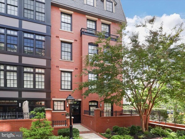 Foto del edificio - 1701 16th St N