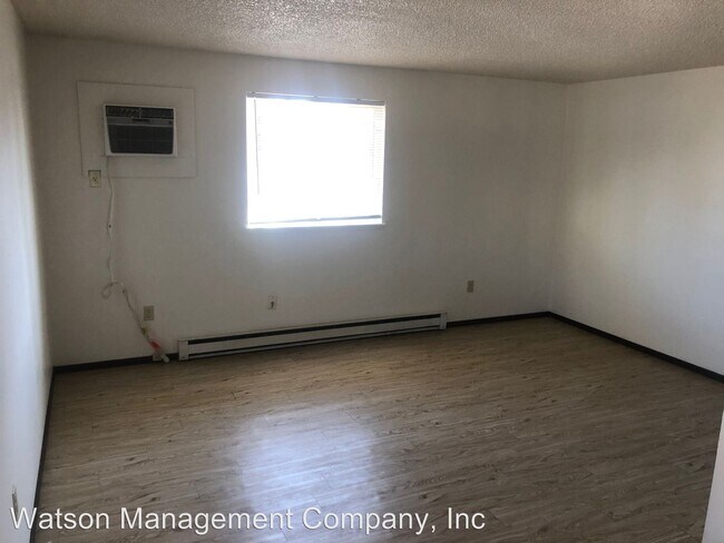 Building Photo - 2 br, 1 bath Apartment - 6417 N Lee