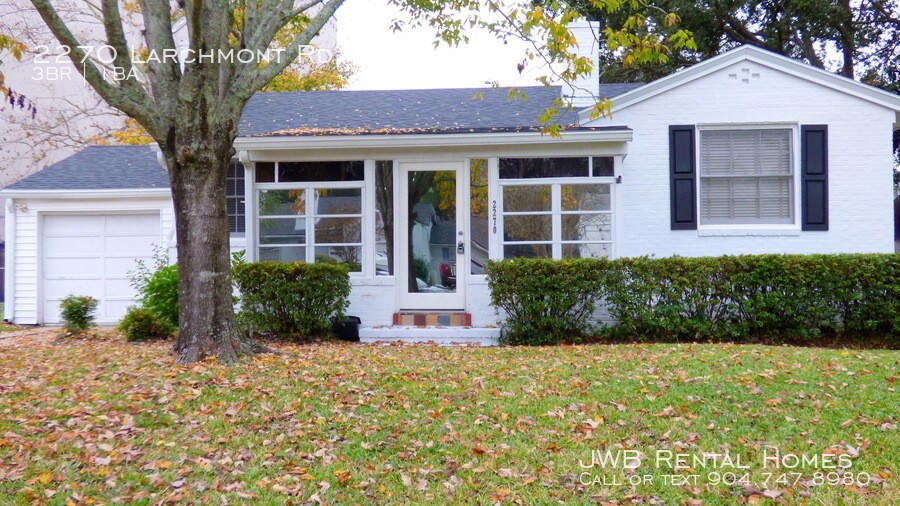 Primary Photo - 2270 Larchmont Rd