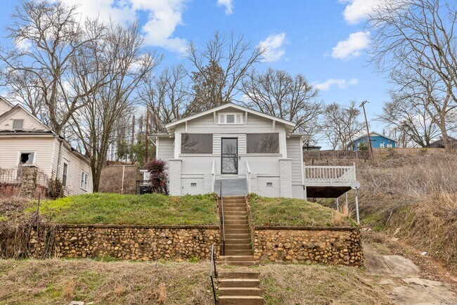 Building Photo - 2712 24th Street Ensley
