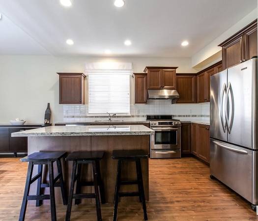 Photo du bâtiment - 8211 212 St