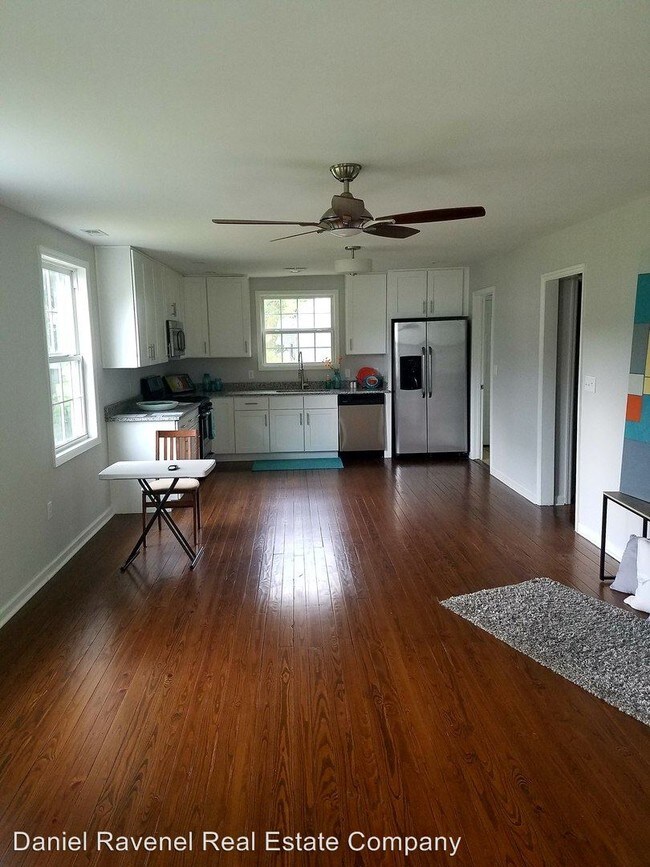 Building Photo - 4702 Brookside Dr