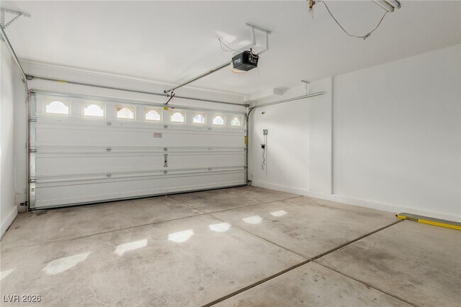 Foto del edificio - 4648 W Camero Ave