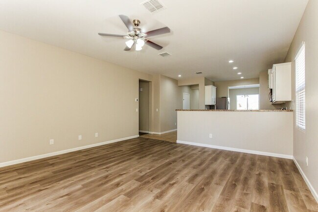 Foto del edificio - 7024 S 78th Dr