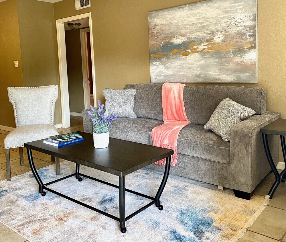 Foto del edificio - 1500-1502 Oleander Dr