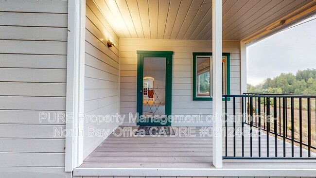 Foto del edificio - 3221 Acreage Ln