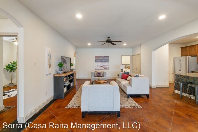 Foto del edificio - 5 br, 3 bath House - 3122 Rogers Ave