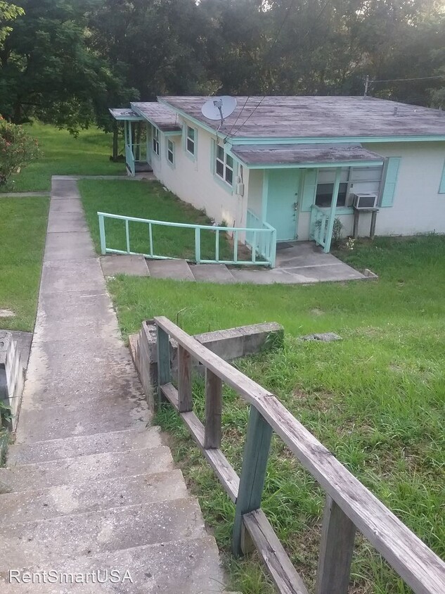 Primary Photo - 2 br, 1 bath House - 740 E Minneola Ave