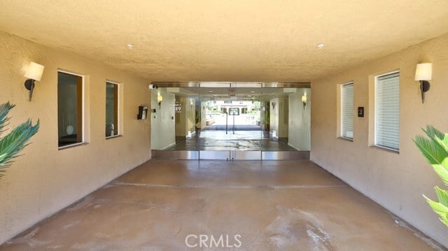 Building Photo - 8889 Caminito Plaza Centro