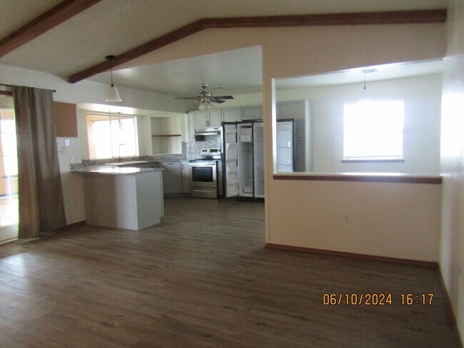 Foto del edificio - Great home located in Terrace Hills!